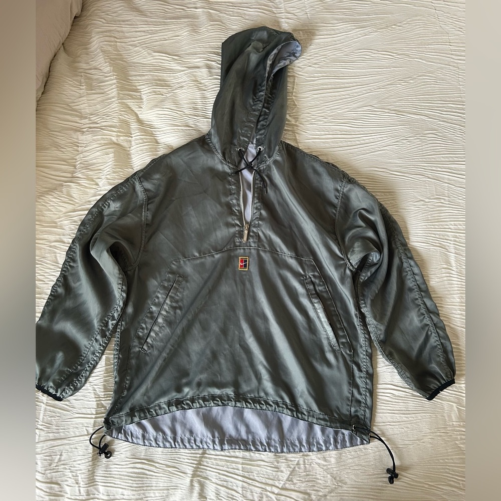 Vintage Nike satin green windbreaker jacket hoodie